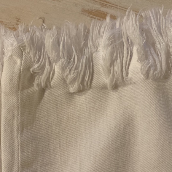 Joe’s Jeans High Rise Frayed Straight Crop - Picture 2 of 6